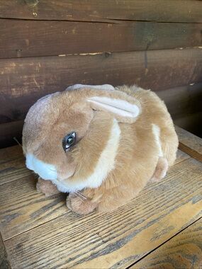 Vtg 90s fiesta natural lay down bunny